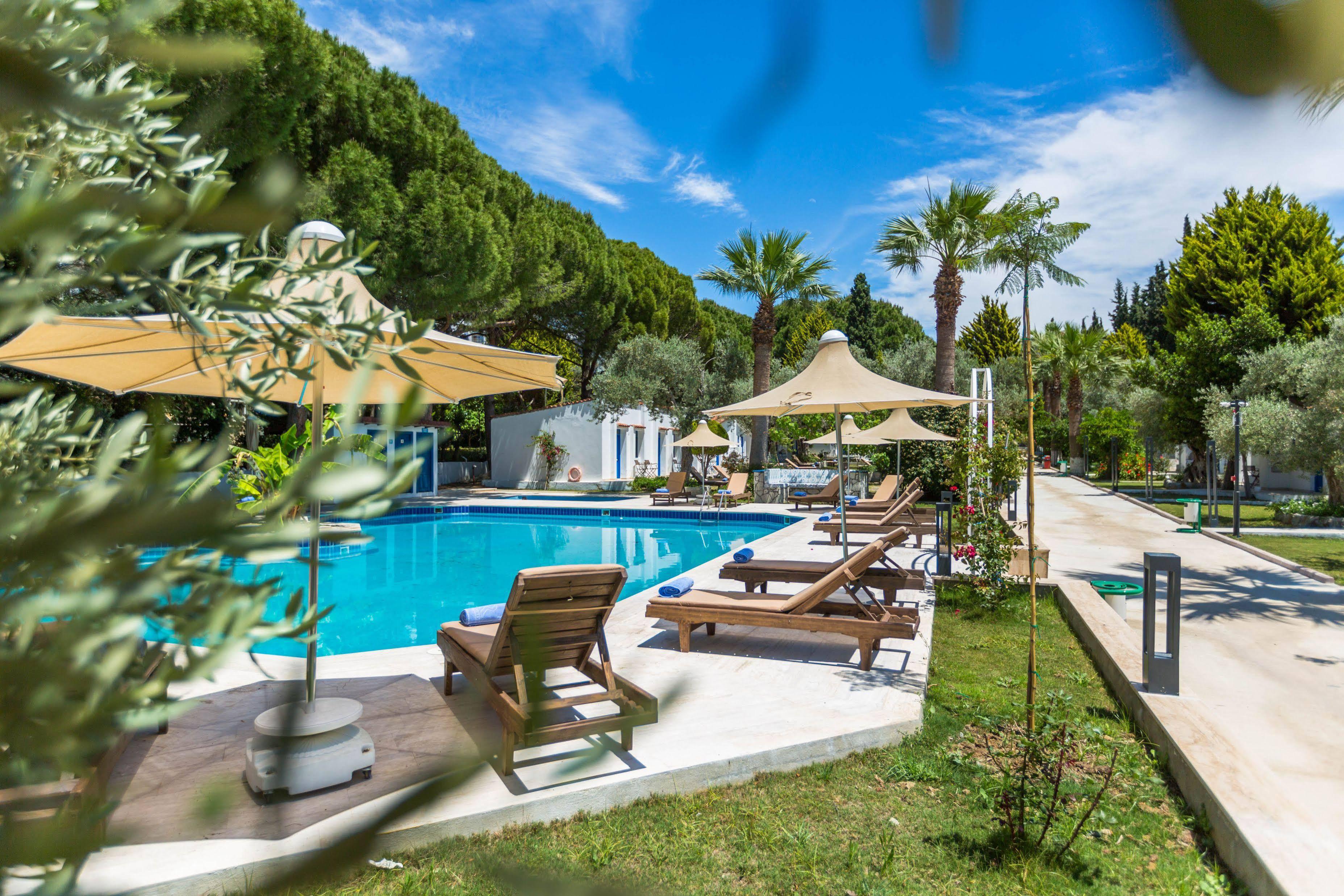 Risus Garden Marina Hotel Kusadasi Exterior photo