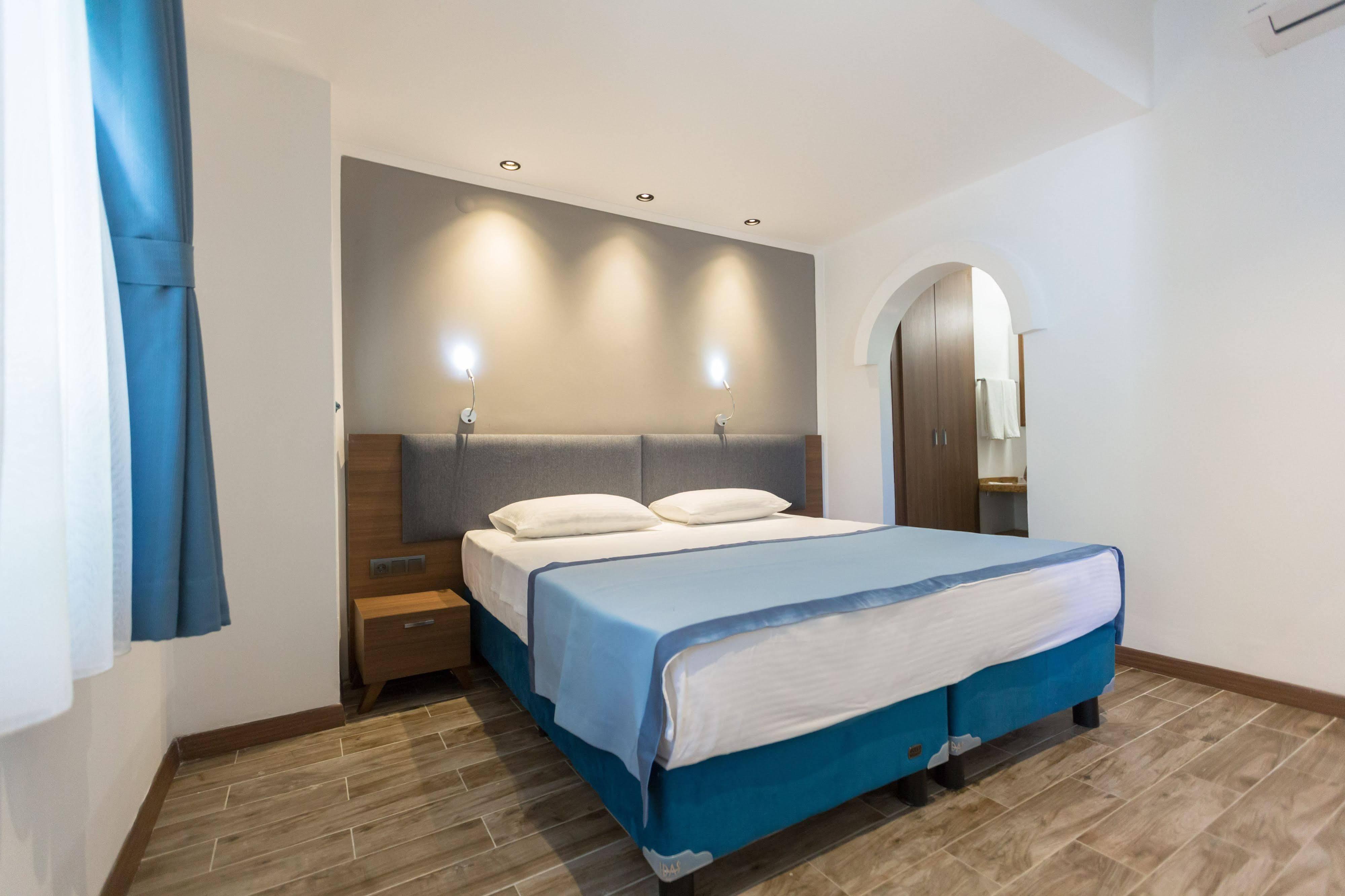 Risus Garden Marina Hotel Kusadasi Exterior photo