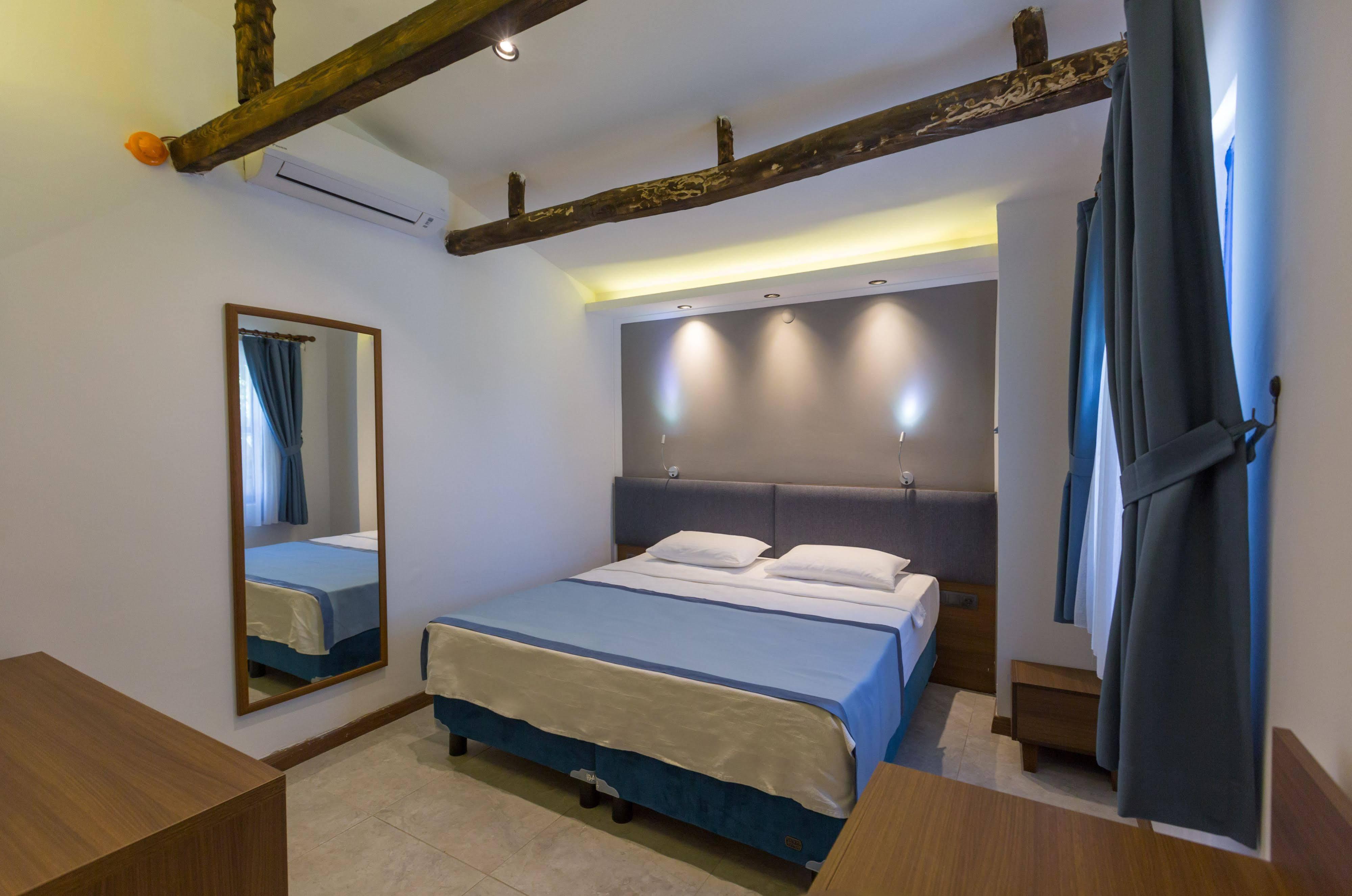 Risus Garden Marina Hotel Kusadasi Exterior photo