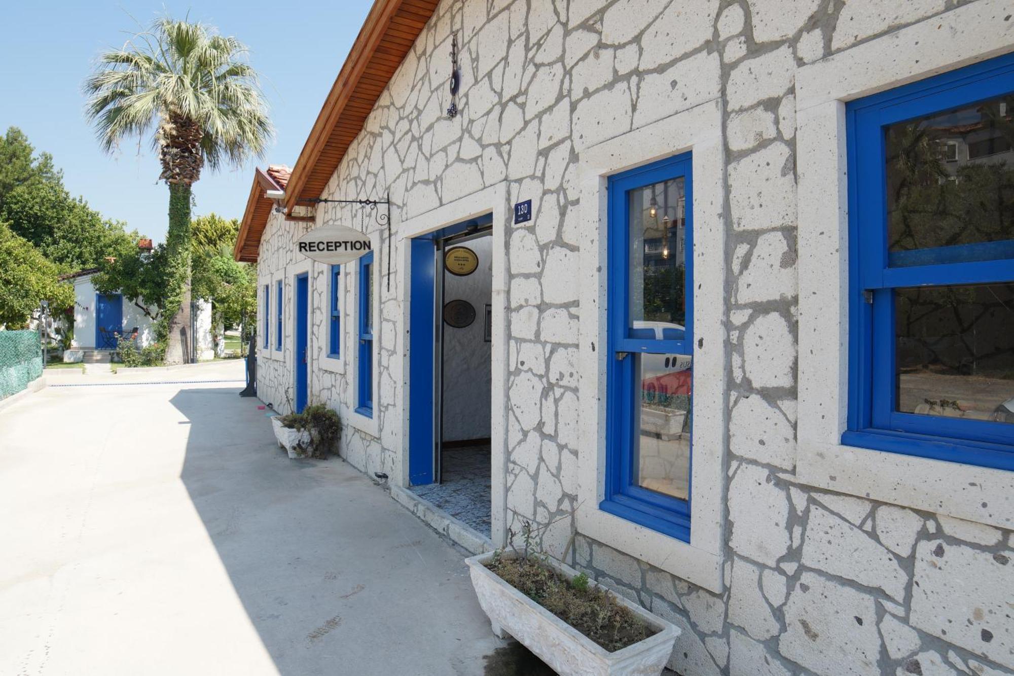 Risus Garden Marina Hotel Kusadasi Exterior photo