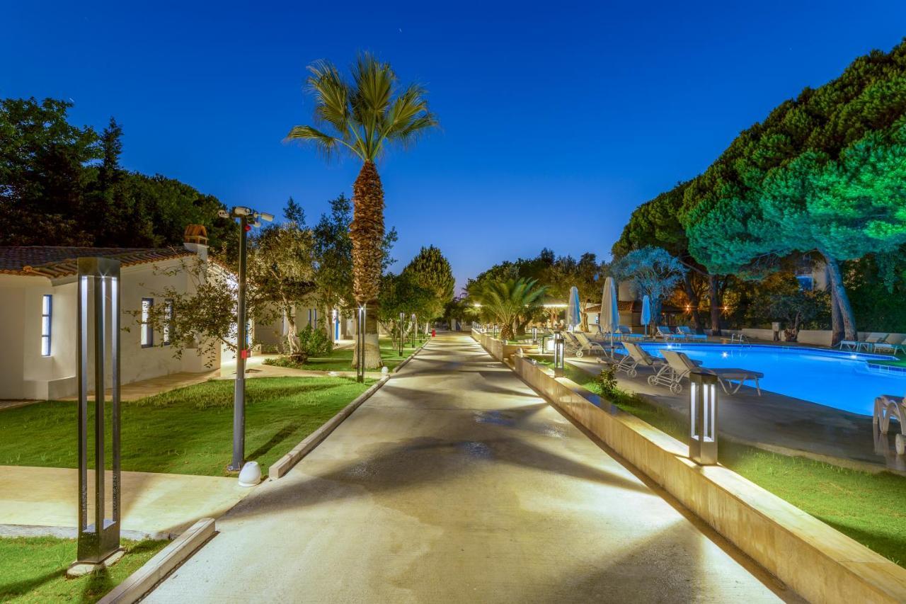 Risus Garden Marina Hotel Kusadasi Exterior photo